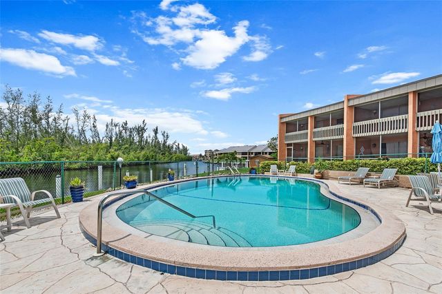 1355 ROCK DOVE COURT 1-2, Punta Gorda, FL 33950