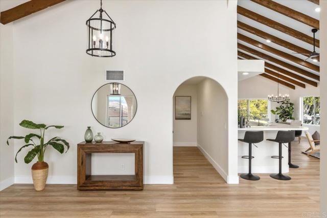 2918 Fairview Dr, Vista, CA 92084