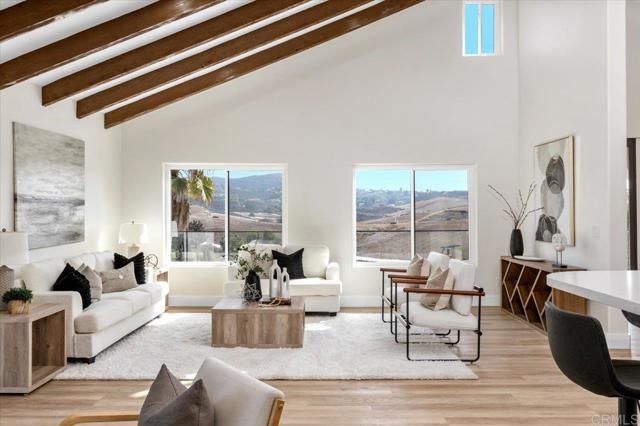 2918 Fairview Dr, Vista, CA 92084