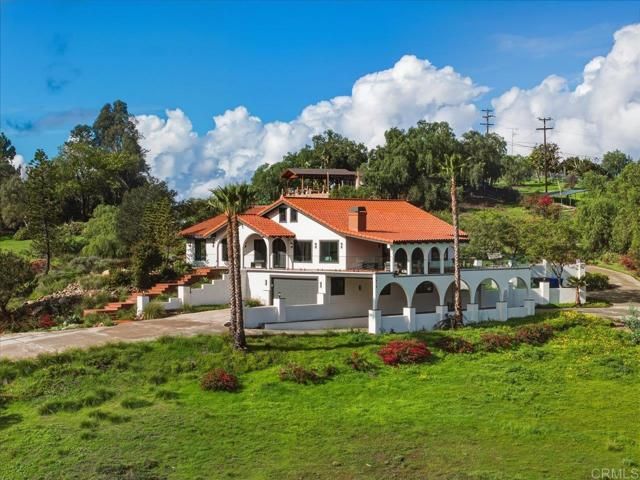 2918 Fairview Dr, Vista, CA 92084