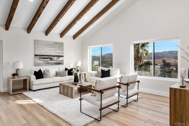 2918 Fairview Dr, Vista, CA 92084