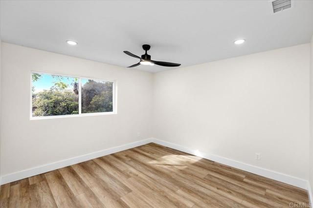 2918 Fairview Dr, Vista, CA 92084