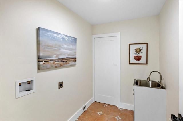 2918 Fairview Dr, Vista, CA 92084