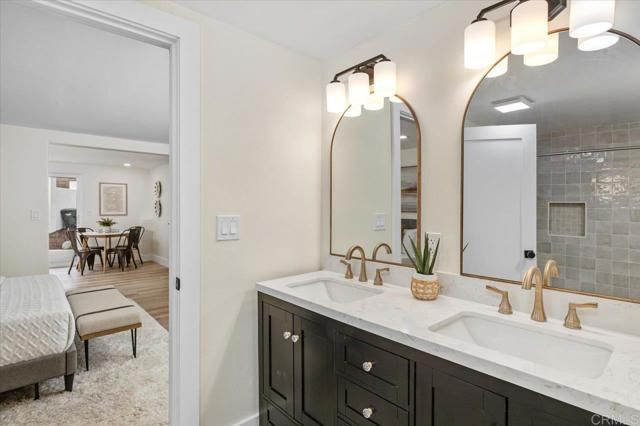 2918 Fairview Dr, Vista, CA 92084