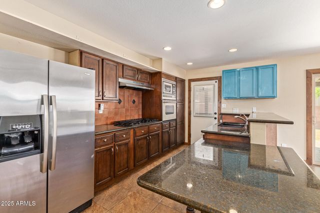 319 E RIVIERA Drive, Tempe, AZ 85282