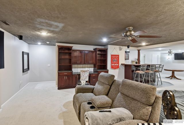 11252 S 200th Street, Gretna, NE 68028