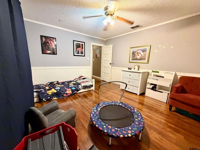 208 E Washington, Overton, TX 75684