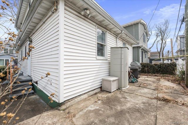 7 Poplar Avenue 7, Bronx, NY 10465