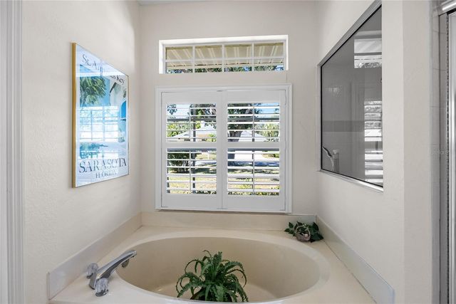 6955 STETSON STREET CIRCLE, Sarasota, FL 34243