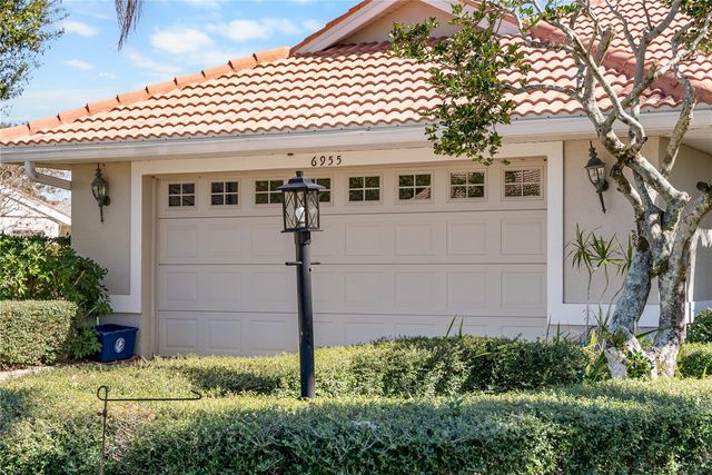 6955 STETSON STREET CIRCLE, Sarasota, FL 34243