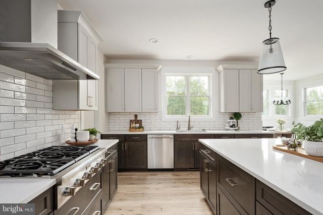 8558 HIGHCLERE LN, Spotsylvania, VA 22553
