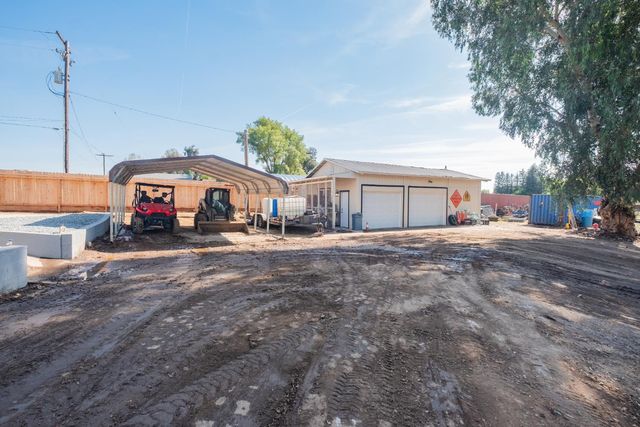 5451 Amber Avenue, Clovis, CA 93619