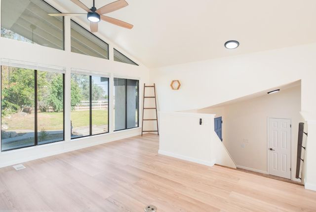 5451 Amber Avenue, Clovis, CA 93619