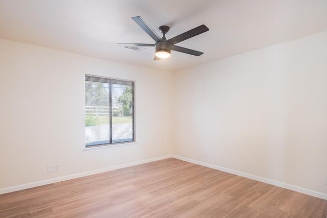 5451 Amber Avenue, Clovis, CA 93619