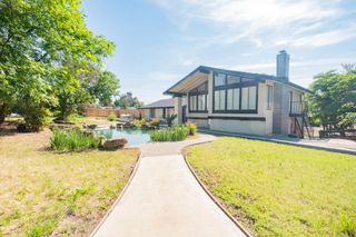 5451 Amber Avenue, Clovis, CA 93619