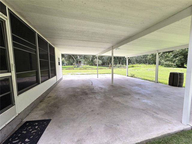 1214 JERRY SMITH ROAD, Dover, FL 33527