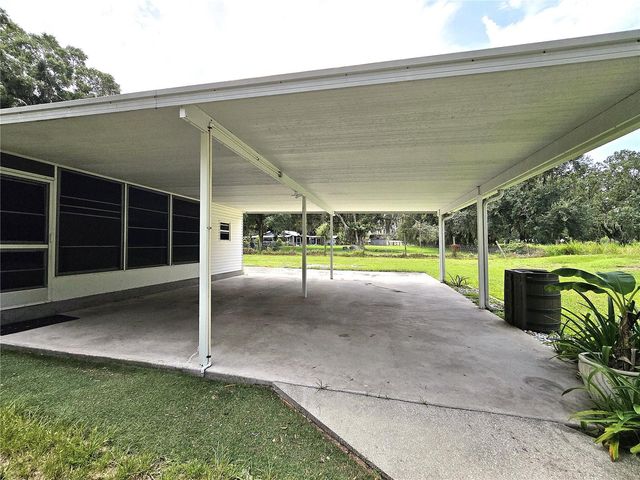 1214 JERRY SMITH ROAD, Dover, FL 33527