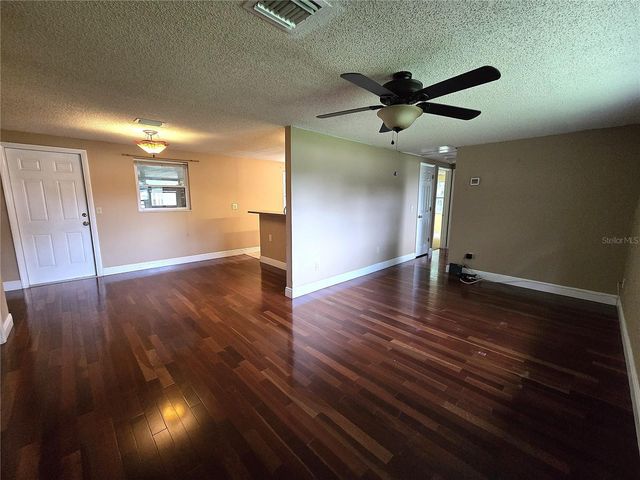 1214 JERRY SMITH ROAD, Dover, FL 33527