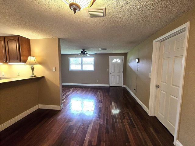 1214 JERRY SMITH ROAD, Dover, FL 33527