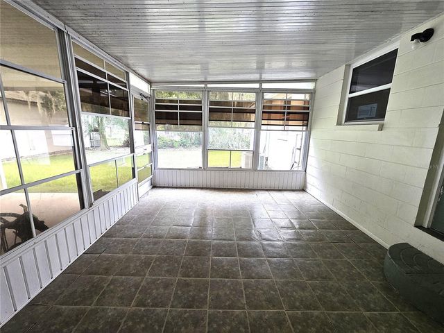 1214 JERRY SMITH ROAD, Dover, FL 33527