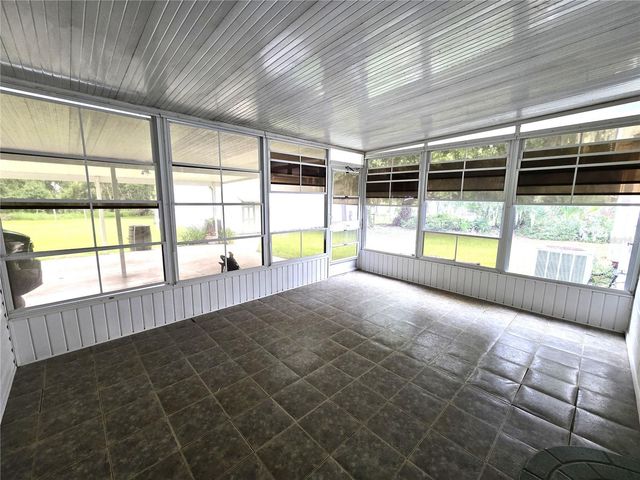 1214 JERRY SMITH ROAD, Dover, FL 33527