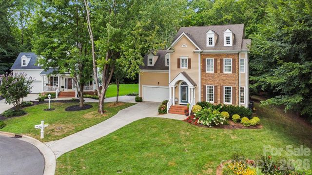 7814 Hollow Oaks Lane, Waxhaw, NC 28173