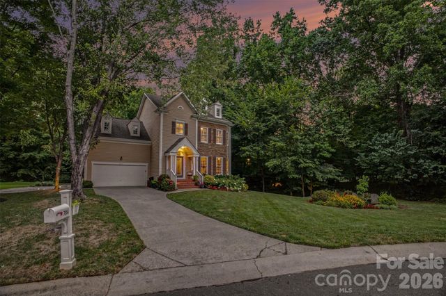 7814 Hollow Oaks Lane, Waxhaw, NC 28173