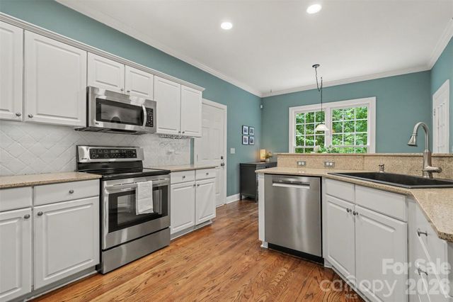 7814 Hollow Oaks Lane, Waxhaw, NC 28173