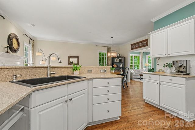 7814 Hollow Oaks Lane, Waxhaw, NC 28173