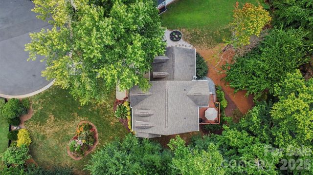 7814 Hollow Oaks Lane, Waxhaw, NC 28173