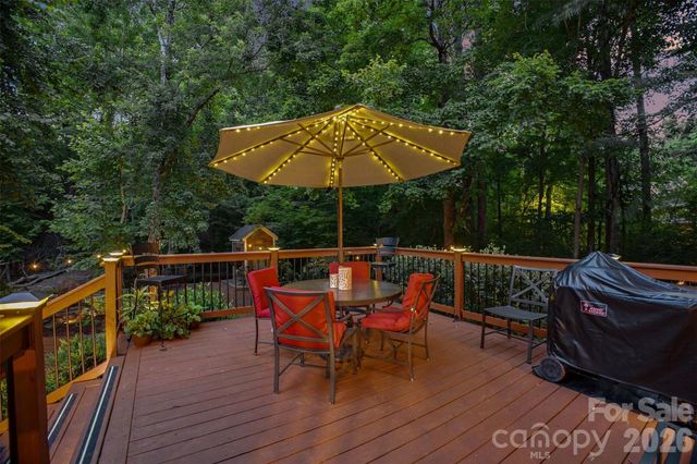 7814 Hollow Oaks Lane, Waxhaw, NC 28173