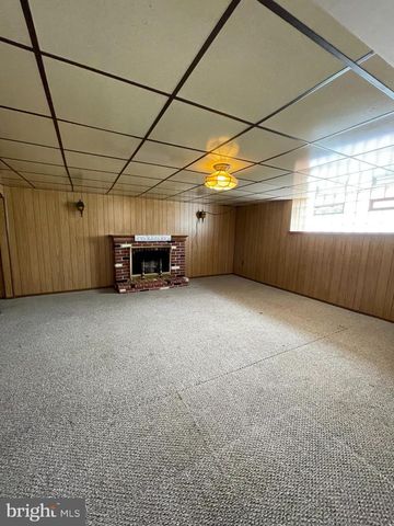 1405 NAPFLE AVE, Philadelphia, PA 19111