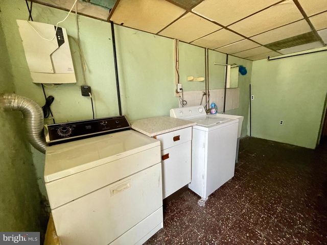 1405 NAPFLE AVE, Philadelphia, PA 19111