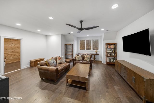 5401 Mill Ridge Drive Drive, Knoxville, TN 37919