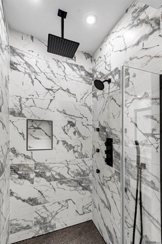 6210 Royal Palm Ct, Gonzales, LA 70737