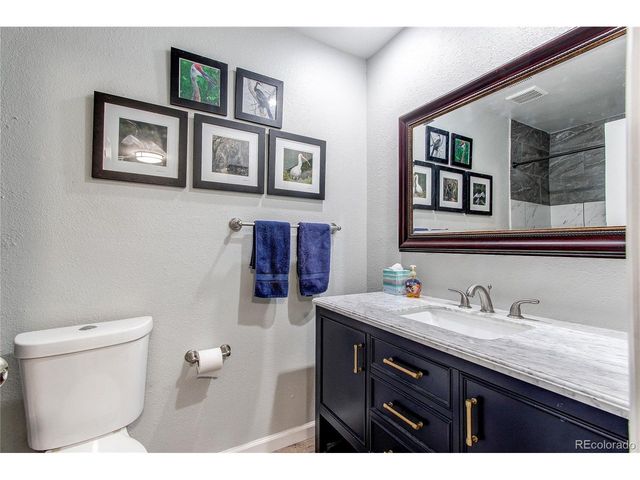 2152 S Victor St B, Aurora, CO 80014