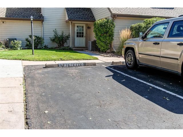 2152 S Victor St B, Aurora, CO 80014