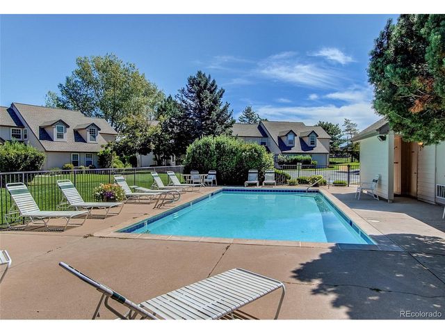 2152 S Victor St B, Aurora, CO 80014