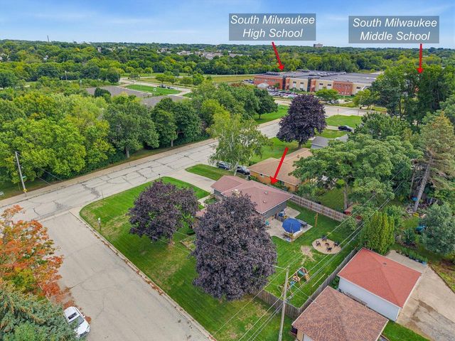 1521 Beech STREET, South Milwaukee, WI 53172