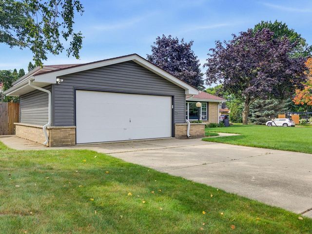 1521 Beech STREET, South Milwaukee, WI 53172