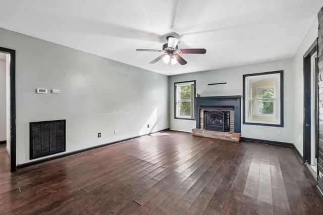 3361 Backridge Rd, Woodlawn, TN 37191