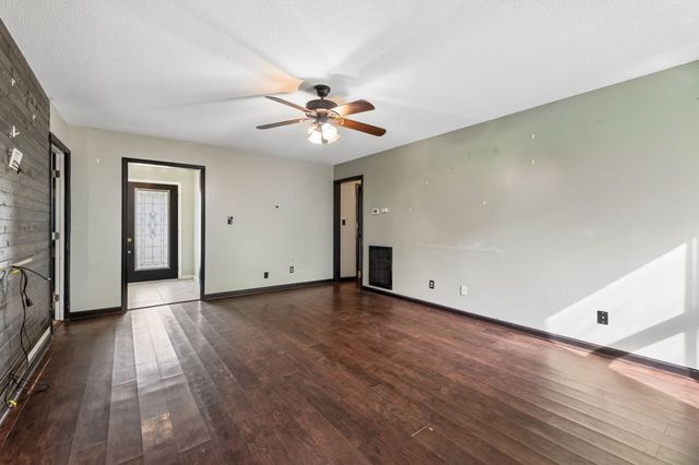 3361 Backridge Rd, Woodlawn, TN 37191