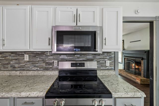 3361 Backridge Rd, Woodlawn, TN 37191