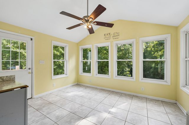 3361 Backridge Rd, Woodlawn, TN 37191