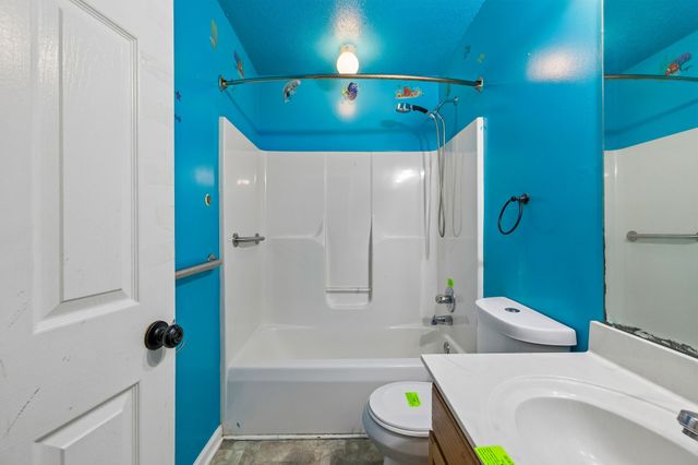 3361 Backridge Rd, Woodlawn, TN 37191