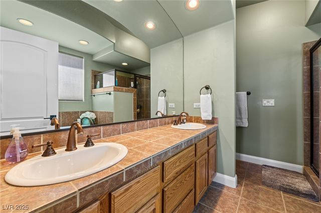 697 Cinco Court, Mesquite, NV 89027