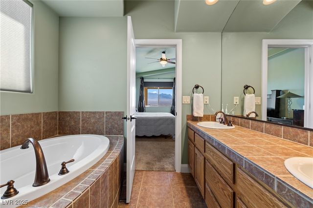 697 Cinco Court, Mesquite, NV 89027