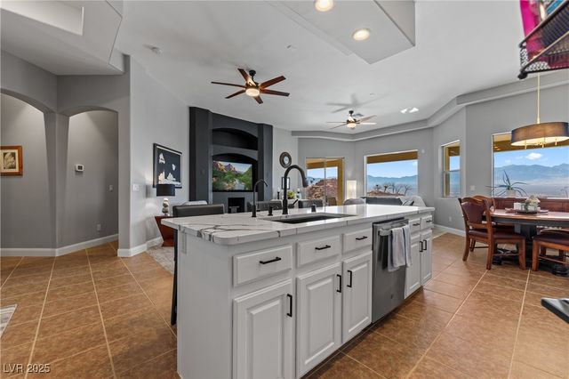 697 Cinco Court, Mesquite, NV 89027