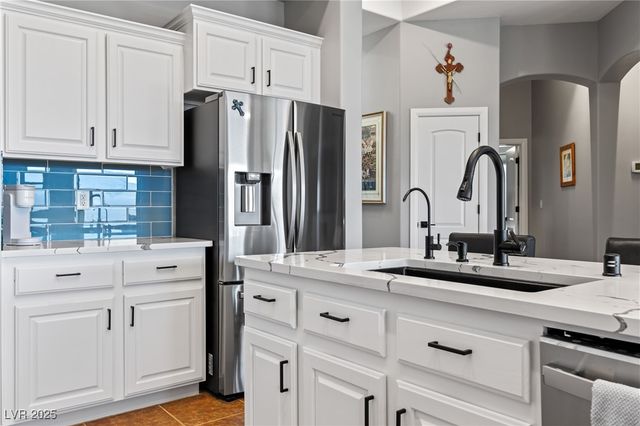 697 Cinco Court, Mesquite, NV 89027