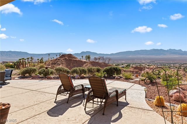 697 Cinco Court, Mesquite, NV 89027